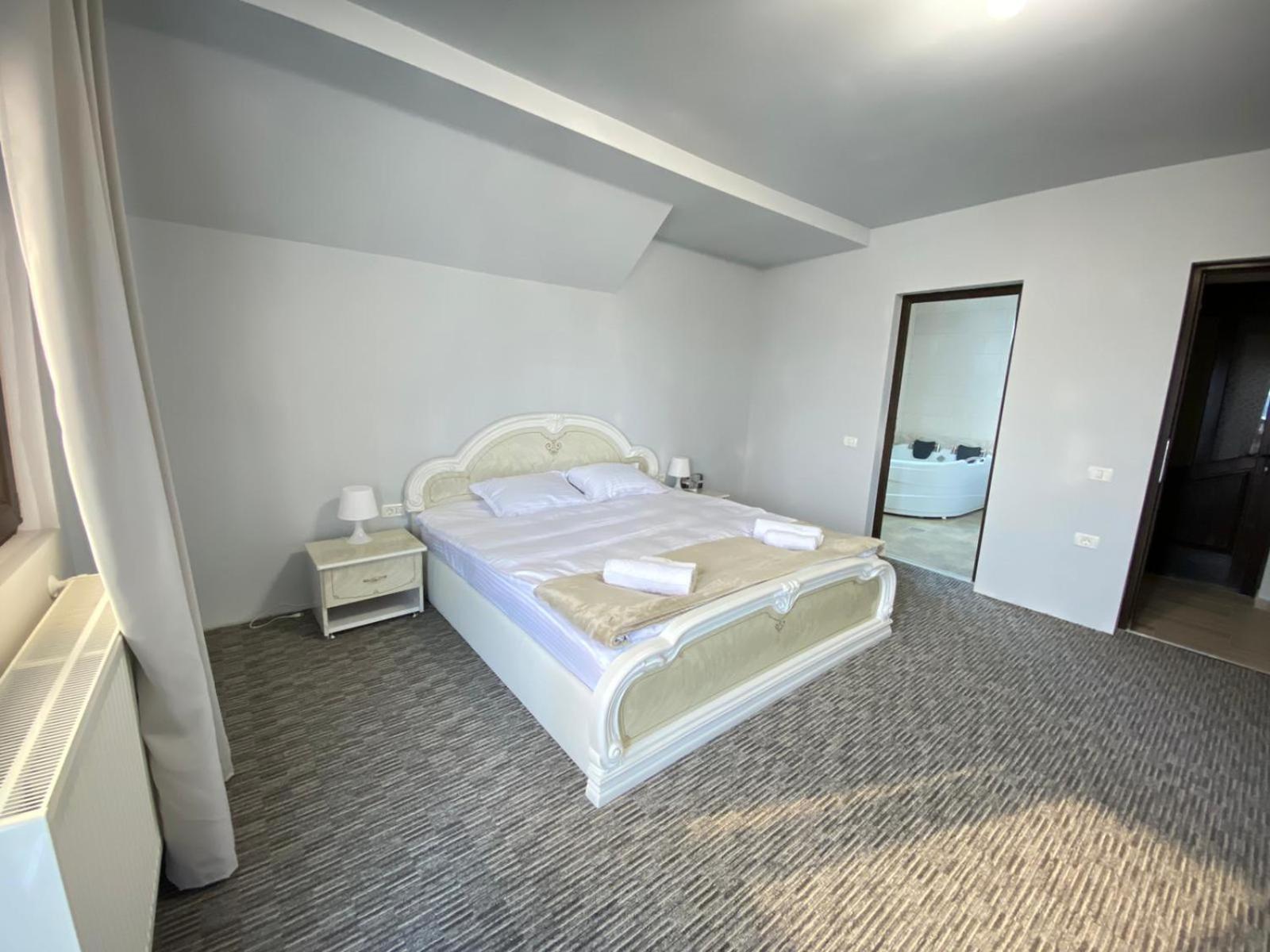 Casa Polen Comarnic Villa Bagian luar foto