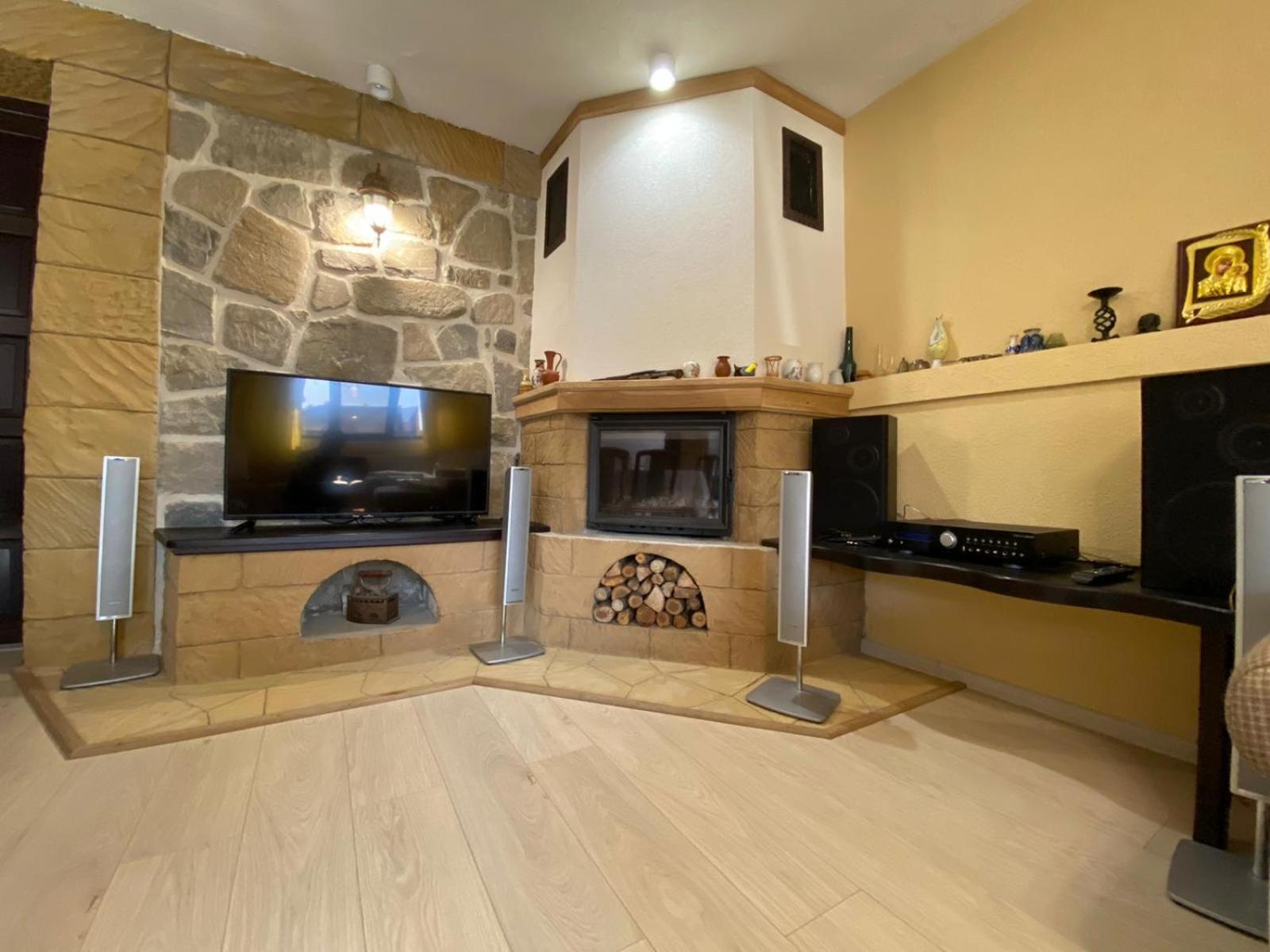 Casa Polen Comarnic Villa Bagian luar foto