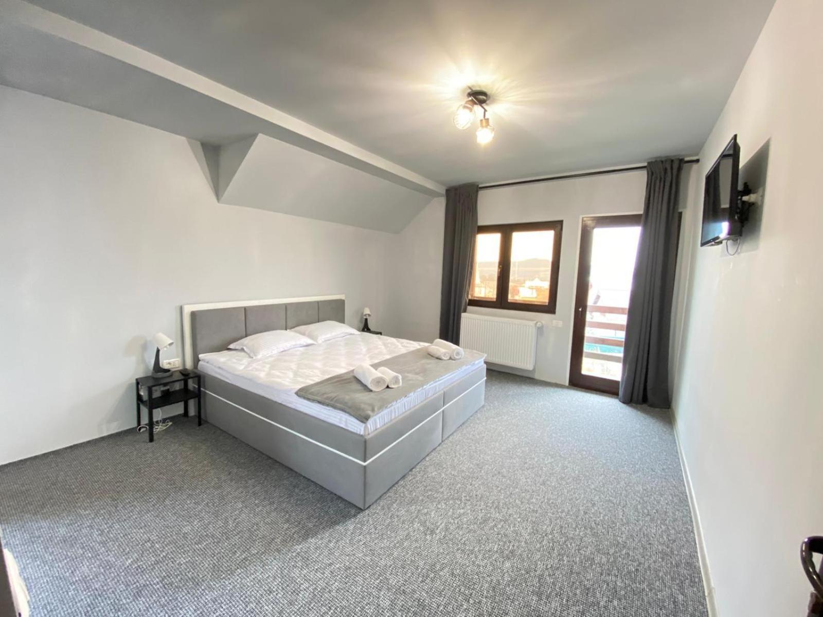 Casa Polen Comarnic Villa Bagian luar foto