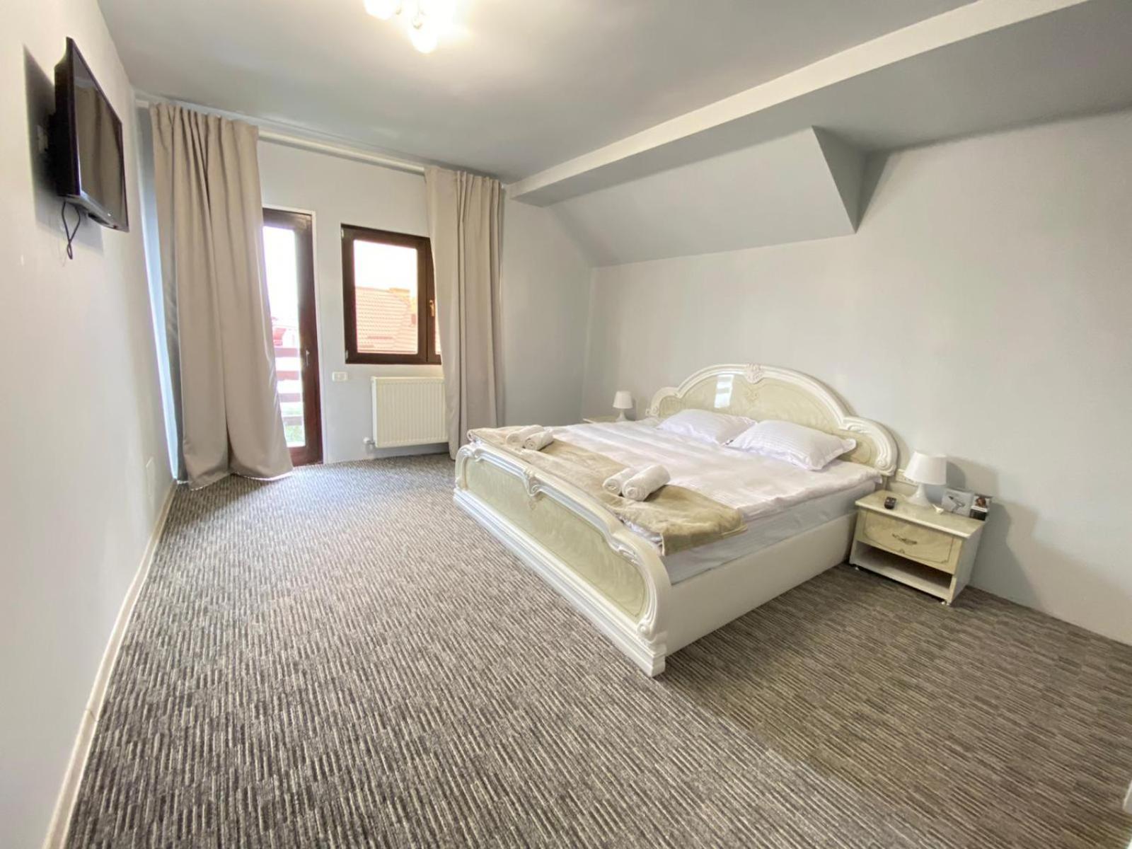Casa Polen Comarnic Villa Bagian luar foto